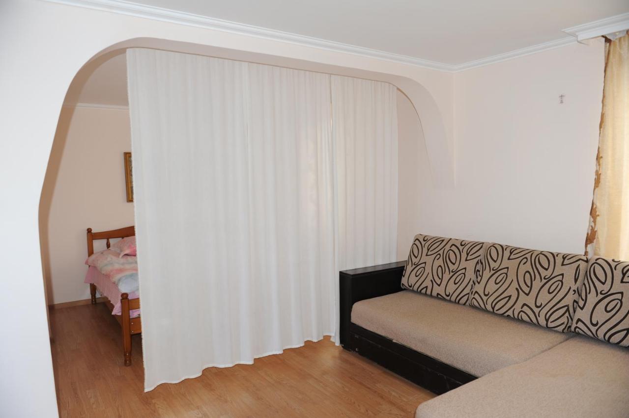 סוקהום Apartment On Prospekt Mira 71 מראה חיצוני תמונה