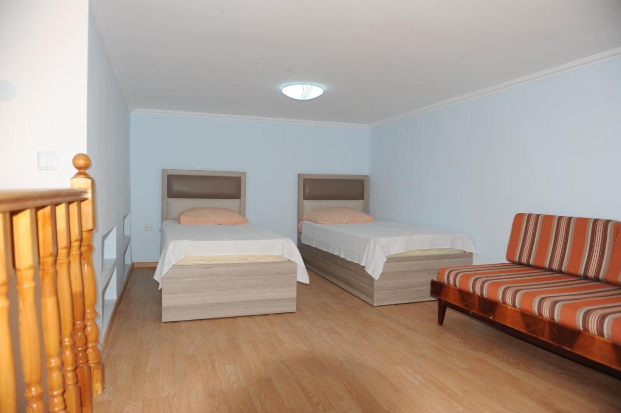 סוקהום Apartment On Prospekt Mira 71 מראה חיצוני תמונה